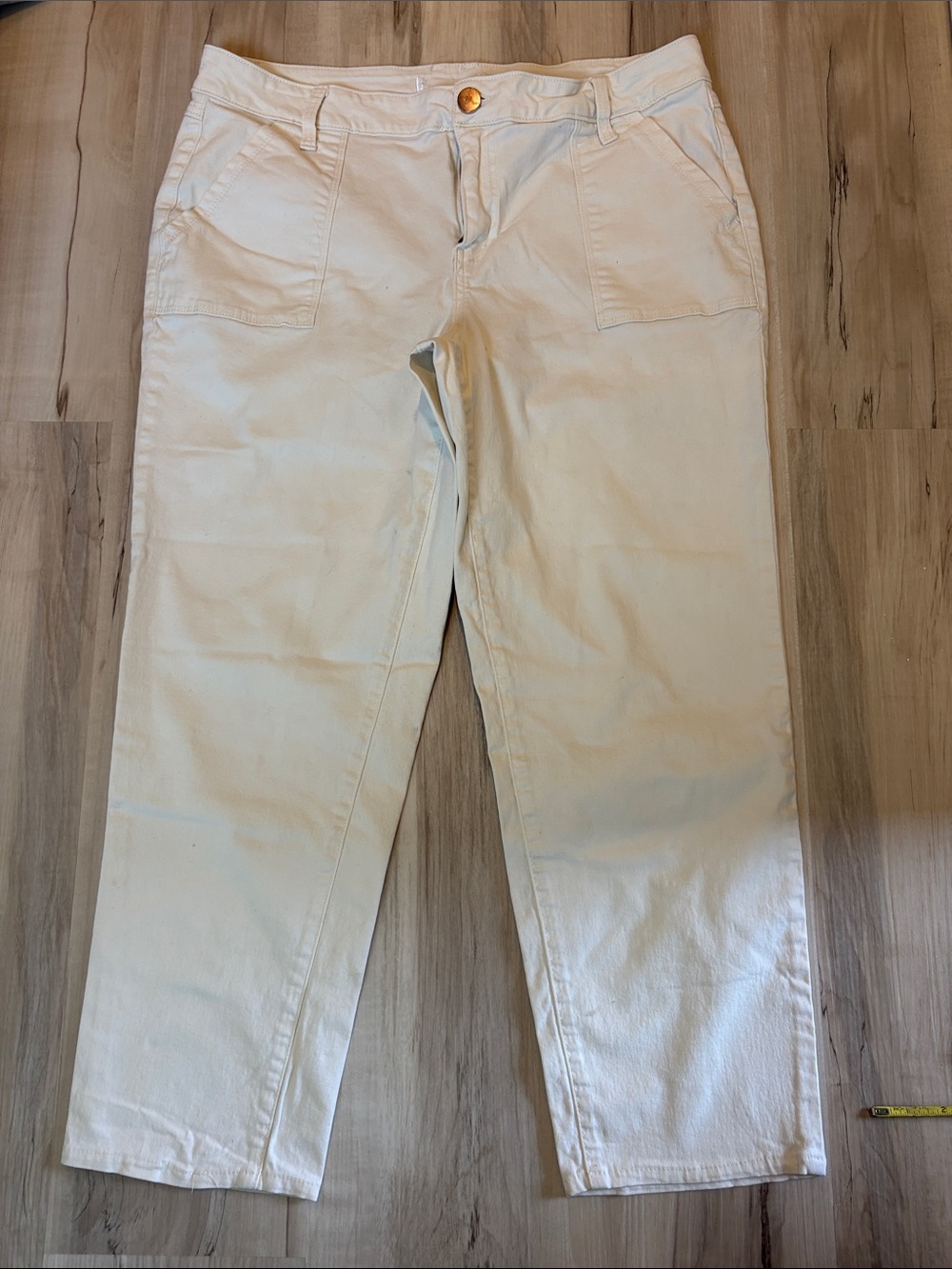 Cream Straight-Leg capris
